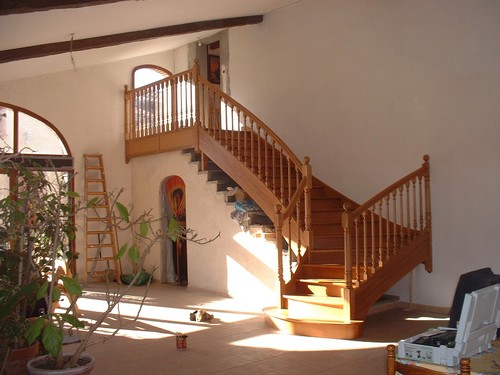 menuiserie: escalier chne quart tournant poteaux et balustres en bois tourns